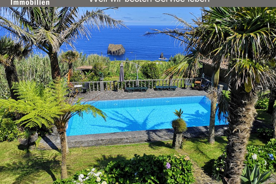 Neue Existenz, Azoren! Traumhafte Ferienanlage, Haupthaus + 3 Ferienhäuser, mediterraner Garten